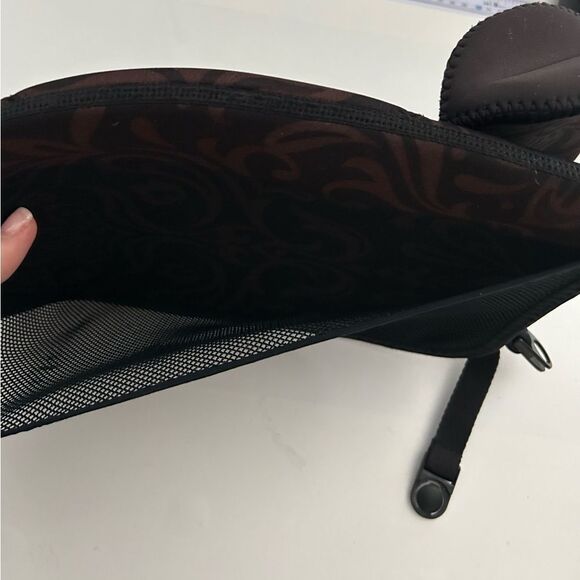 Built Day Tripper Stroller Organizer Black Paisley Night Damask Great Condition - Picture 6 of 12